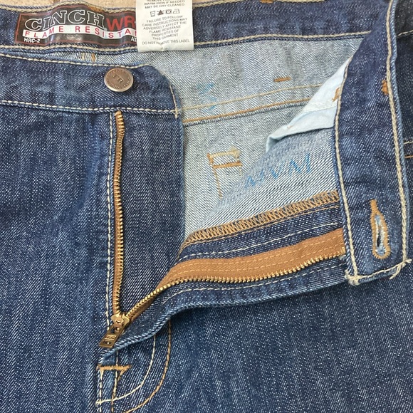 Cinch Flame Resistant, size 44/32 - Picture 7 of 10